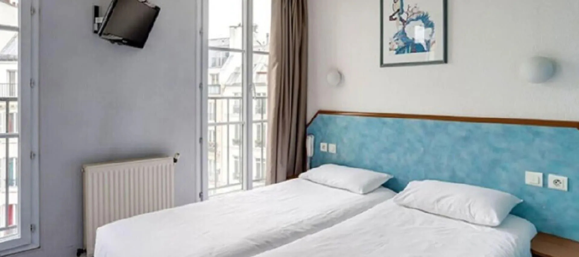 Hotel Royal Mansart 2*