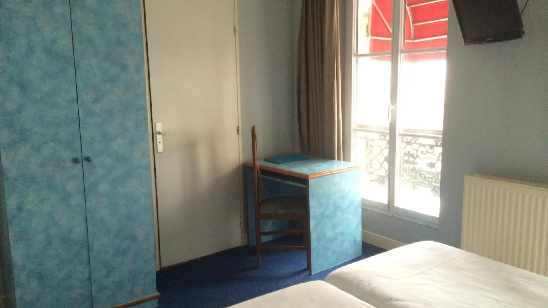 Hotel Royal Mansart 2*